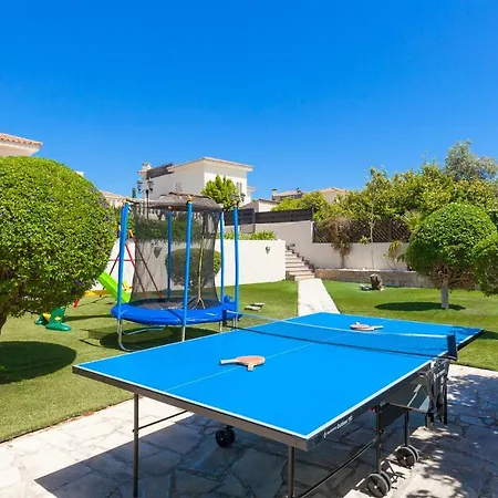 וילה Acapulco פאפוס